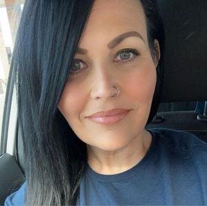 Meet your Posher, Deseray